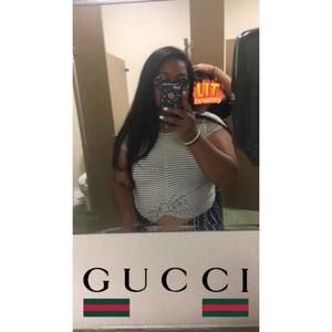 Meet your Posher, Silvia